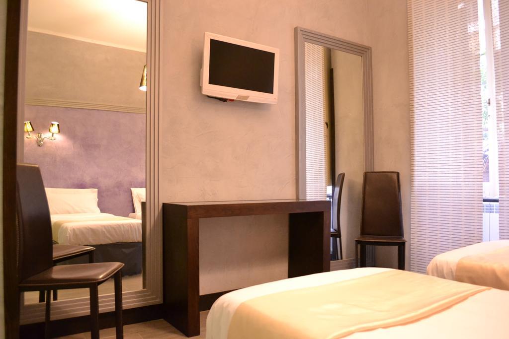 Tiburtina House Hotel Roma Exterior foto