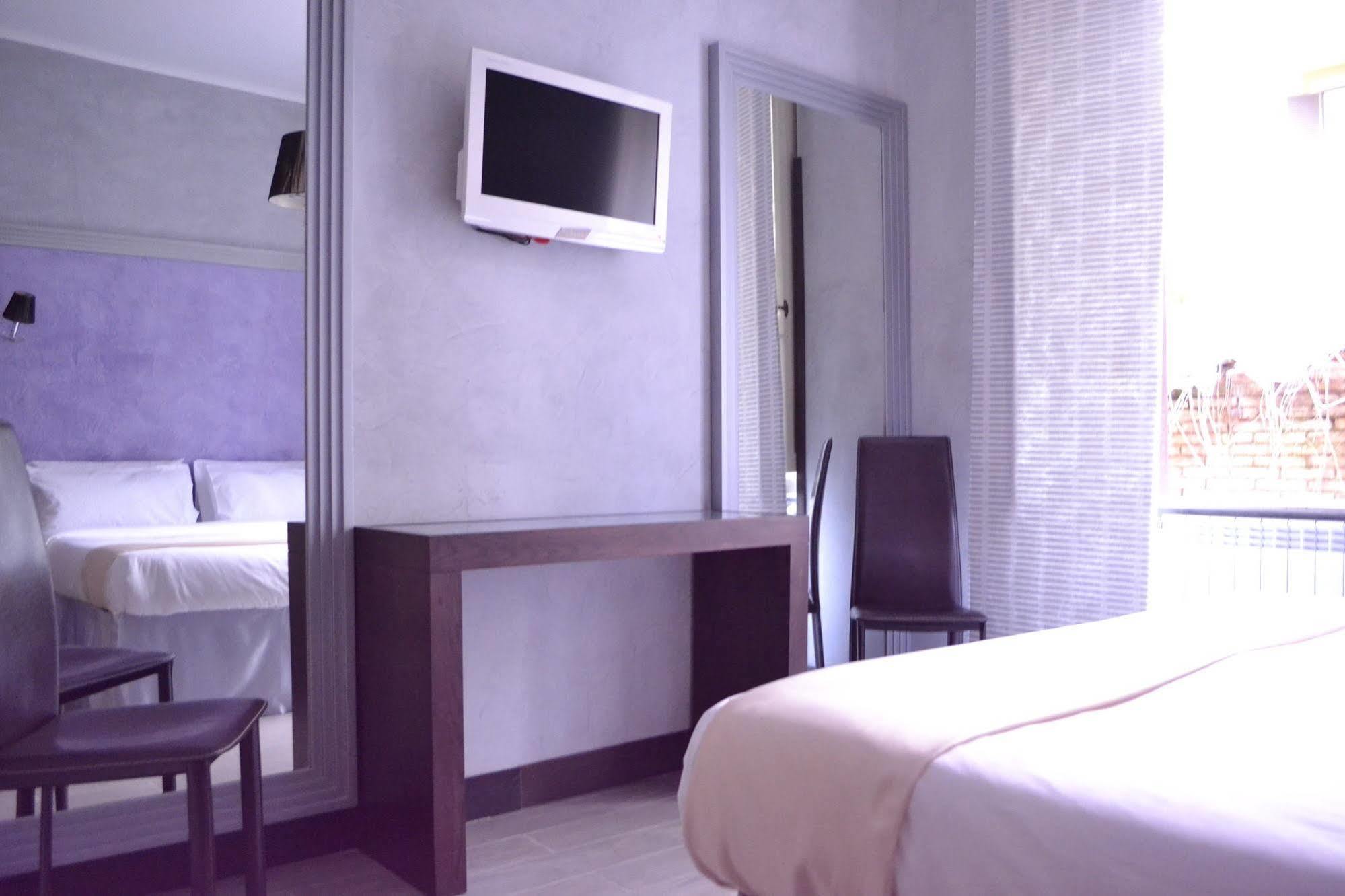 Tiburtina House Hotel Roma Exterior foto